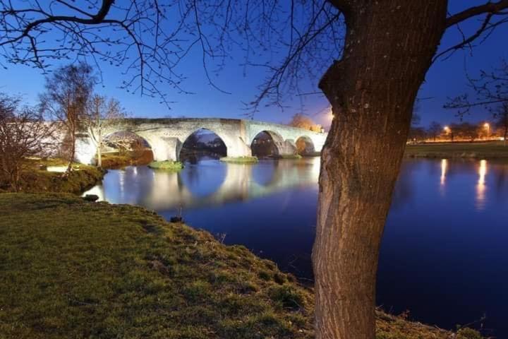 Historic Old Town 2 Bed Ground Floor Apartment Stirling Dış mekan fotoğraf